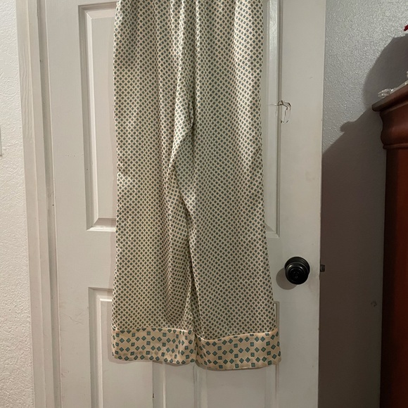 Zara bottoms - Picture 4 of 4